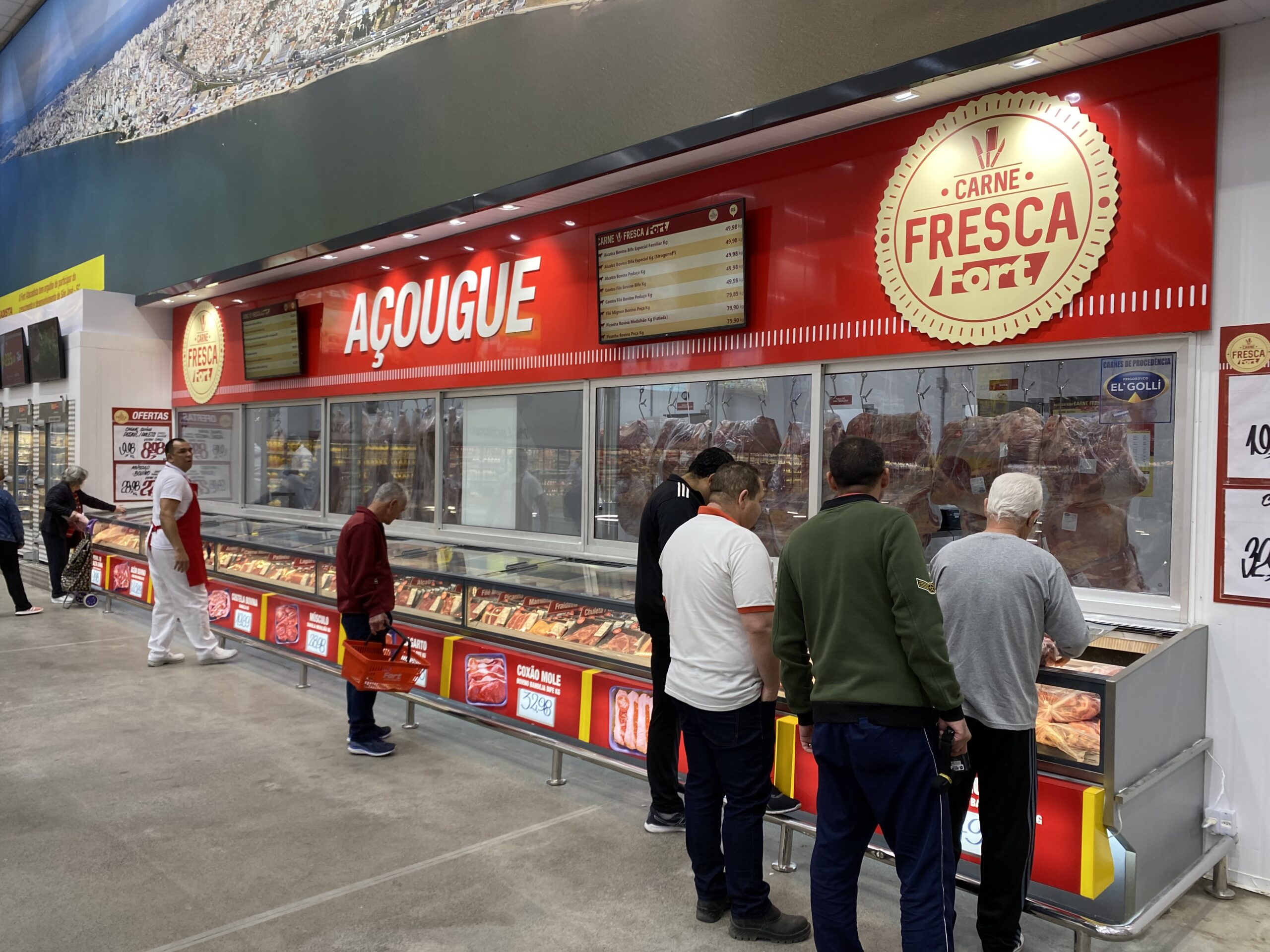Açougue Carne Fresca inaugura no Fort Atacadista Barreiros