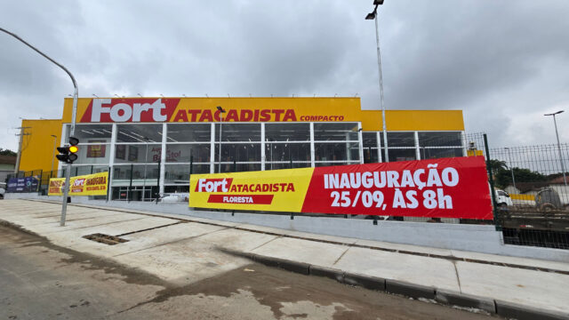 inaugura_dia_25_loja_floresta